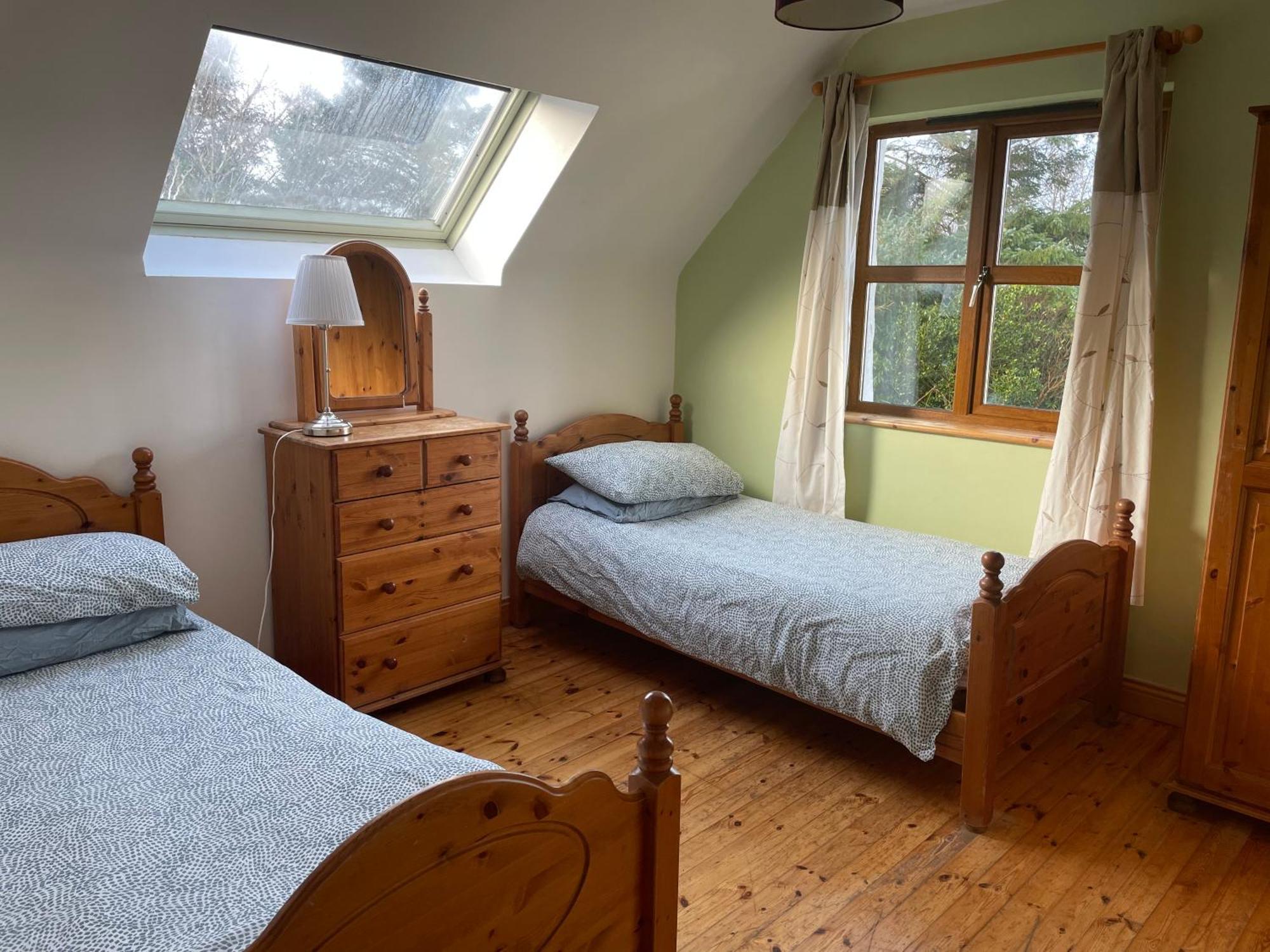 Letterfrack Mountain Farm Cottage On Farm In Village Centre المظهر الخارجي الصورة